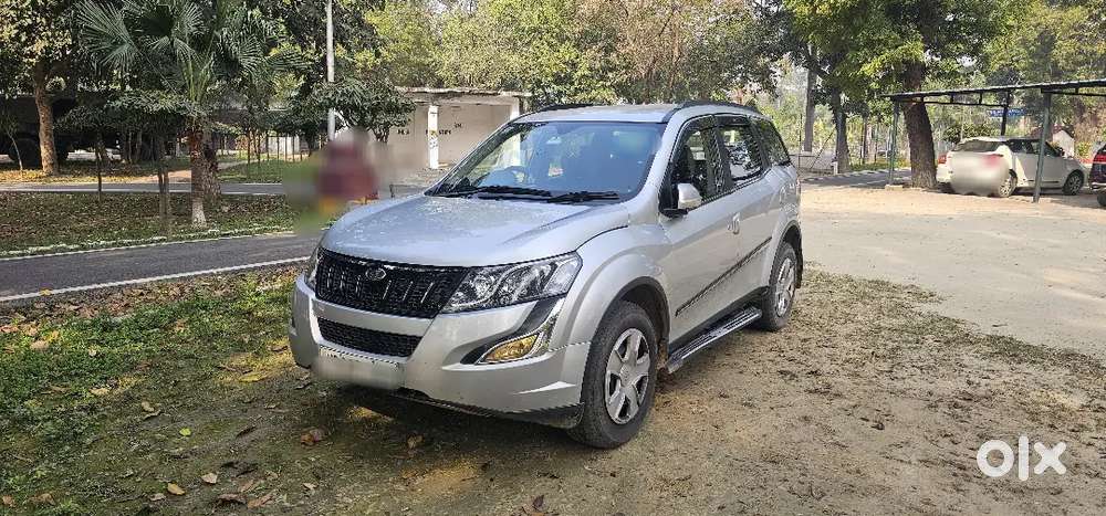 Mahindra Xuv500 2017 Diesel 85000 Km Driven