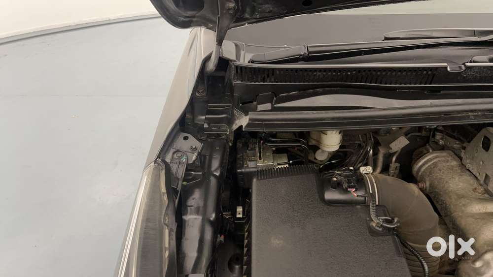 Toyota Innova Crysta [2020-ongoing] 2.4 Gx 7 Str, 2018, Diesel