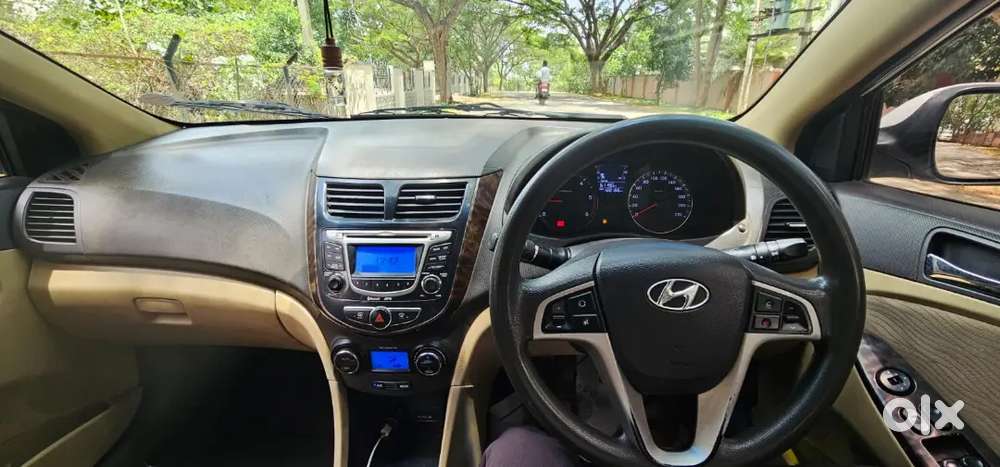 Hyundai Verna 1.6 Sx 2011