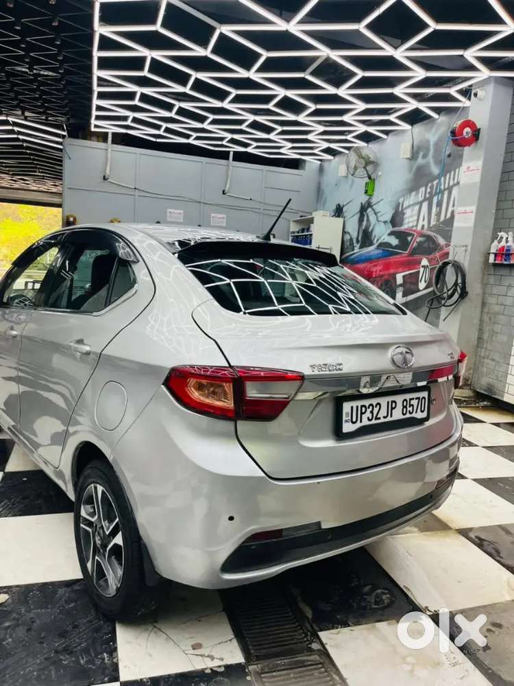 Tata Tigor Petrol 2018 Variant Last Year