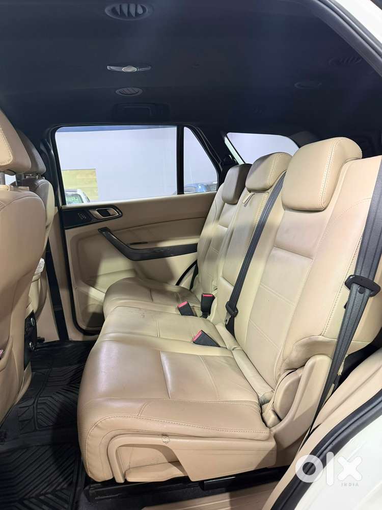 Ford Endeavour 2016 Diesel 93000 Km