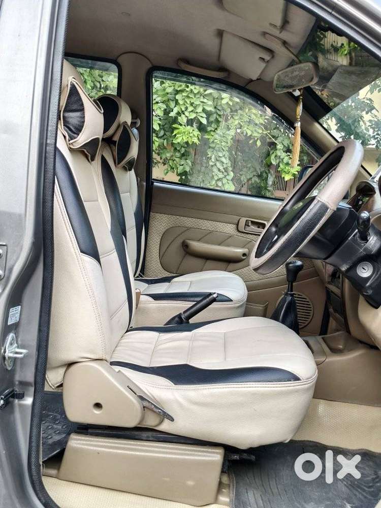 Chevrolet Tavera Lt 9 Str Bs Iv, 2011, Diesel