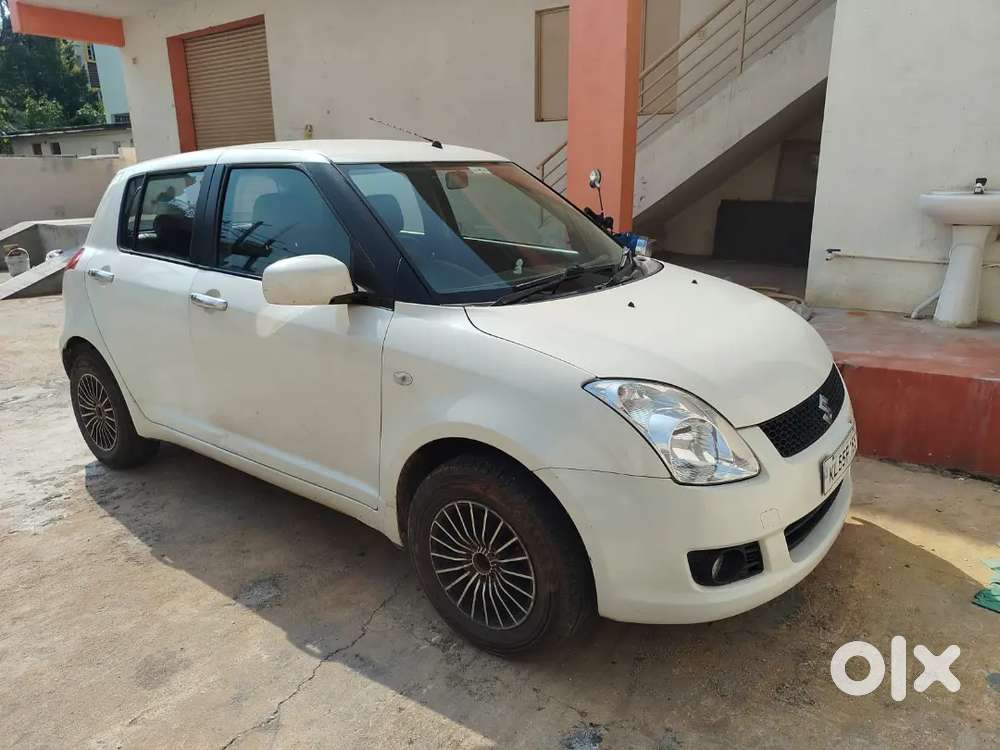 Maruti Suzuki Swift 2010 Petrol