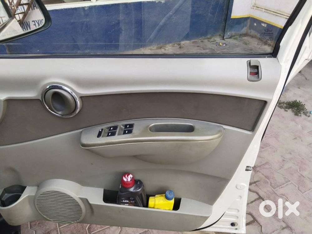 Mahindra Quanto C8, 2013, Diesel