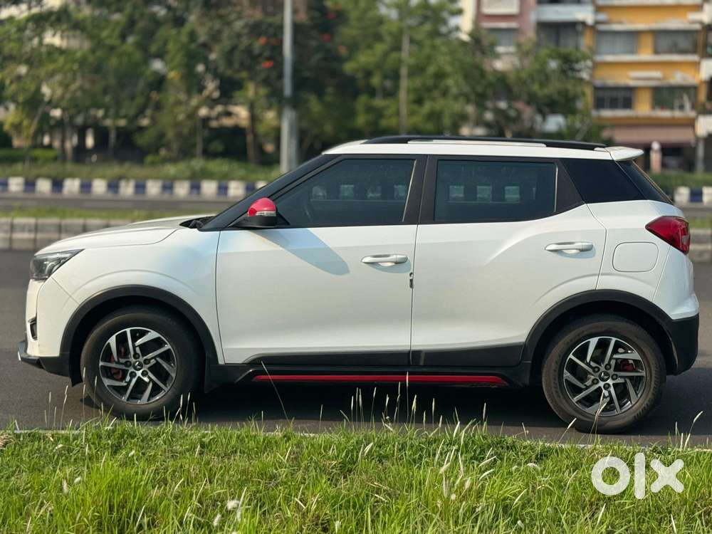 Mahindra Xuv300 Turbosport W8(o), 2023, Petrol