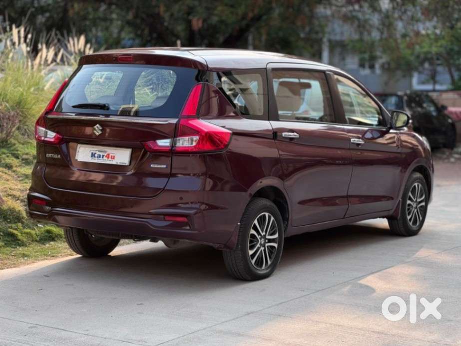 Maruti Suzuki Ertiga Zxi At Petrol, 2022, Petrol