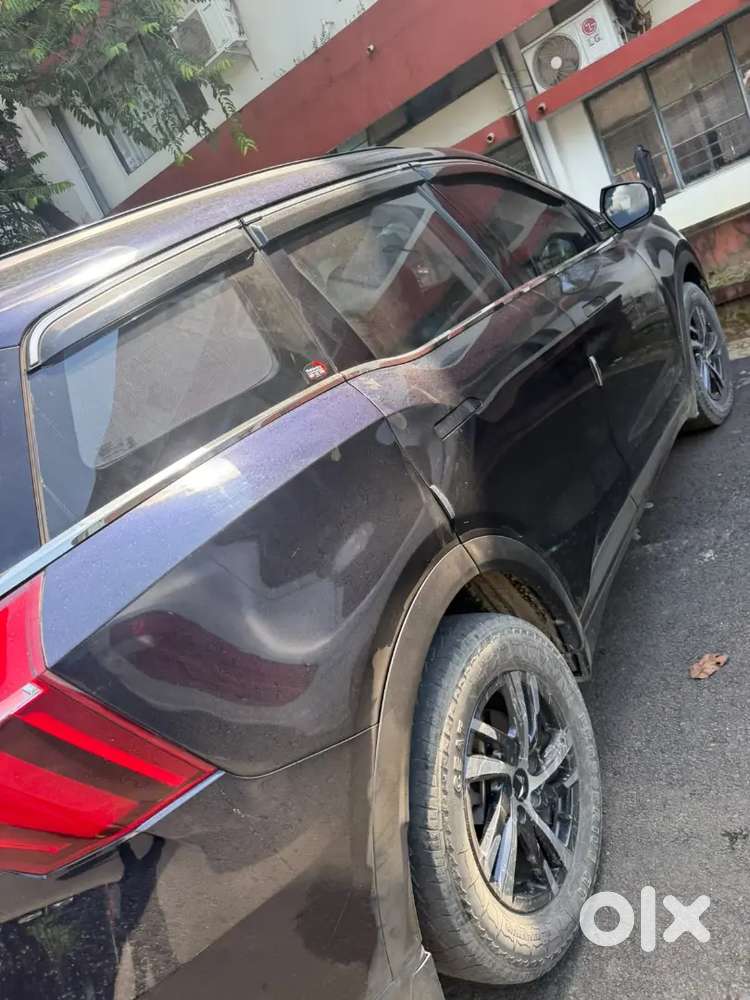 Mahindra Xuv700 Petrol 2022