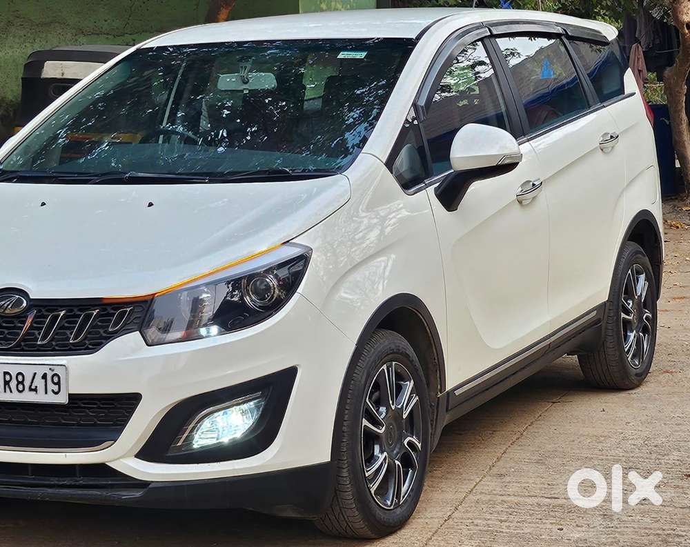 Mahindra Marazzo M6, 2021, Diesel