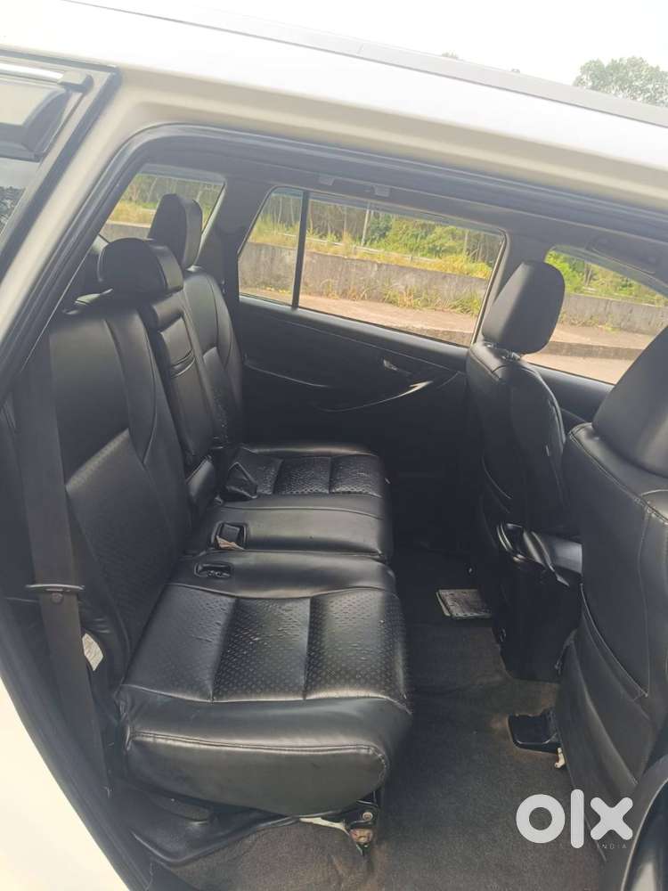 Toyota Innova Crysta 2017