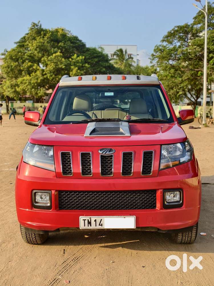 Mahindra Tuv 300 T10, 2018, Diesel