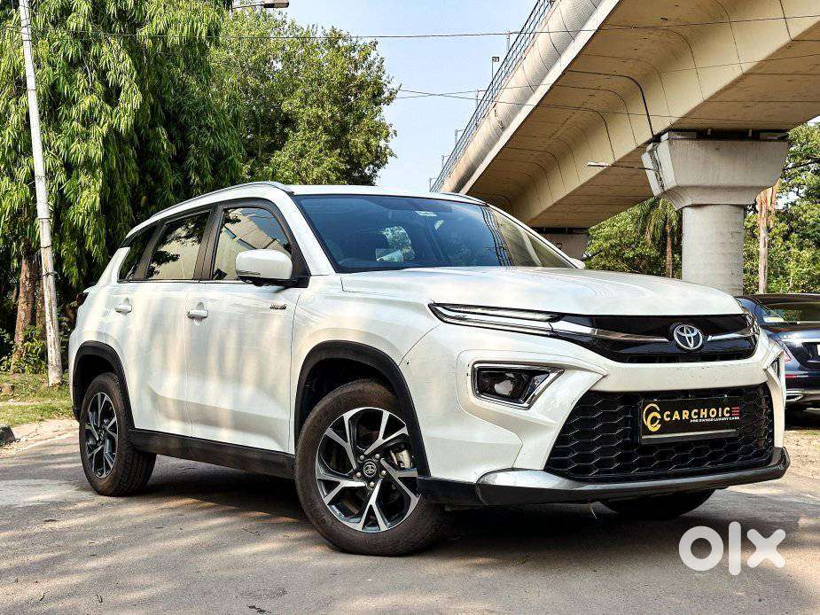 Toyota Urban Cruiser Hyryder 1.5 V Hybrid, 2024, Petrol