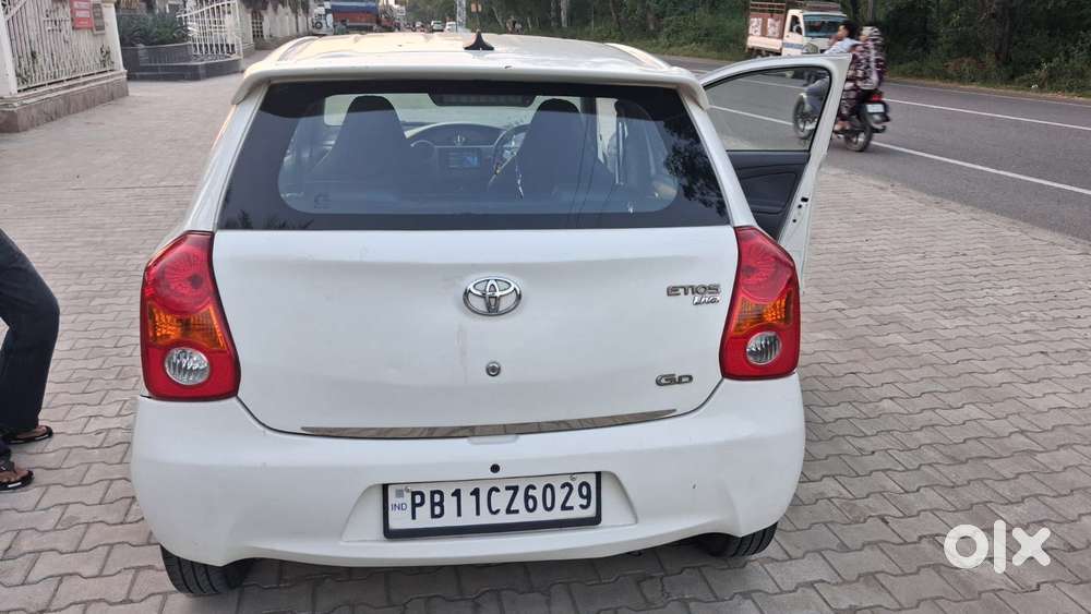 Toyota Etios V, 2012, Diesel