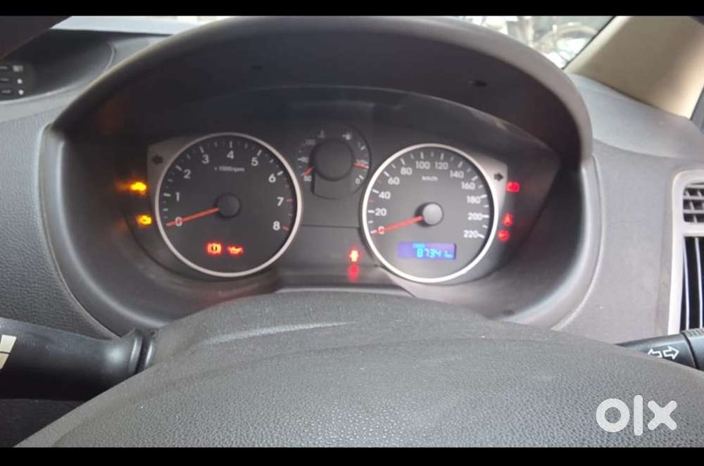 Hyundai I20 Petrol Manual 2013
