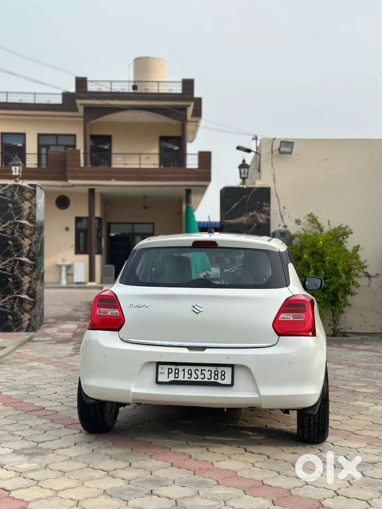 Maruti Suzuki Swift Vxi 2019