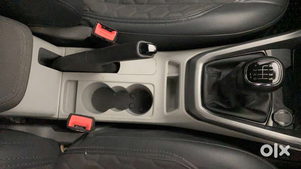 Skoda Kushaq 1.0 Tsi Ambition, 2022, Petrol