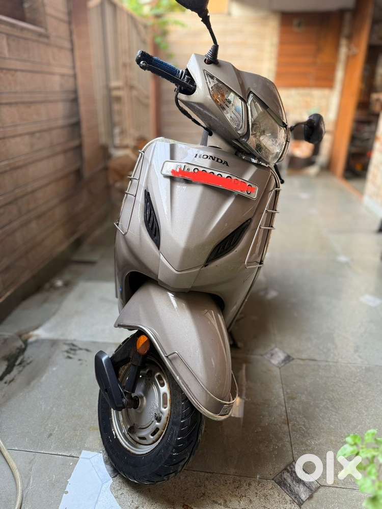 Activa 4g on sale, 2018 model, Delhi Registration Number