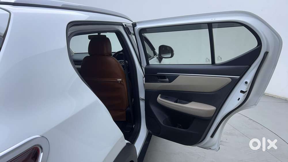 Honda Elevate Vx Mt, 2023, Petrol