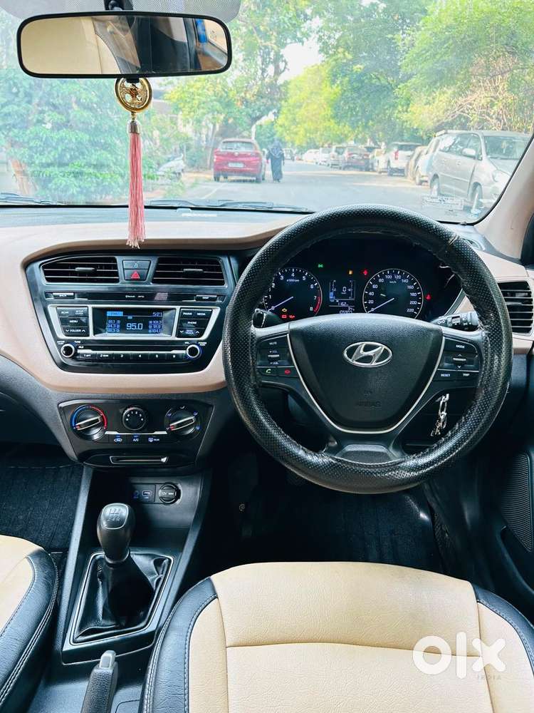 Hyundai I20 1.2 Sportz (o), 2017, Petrol