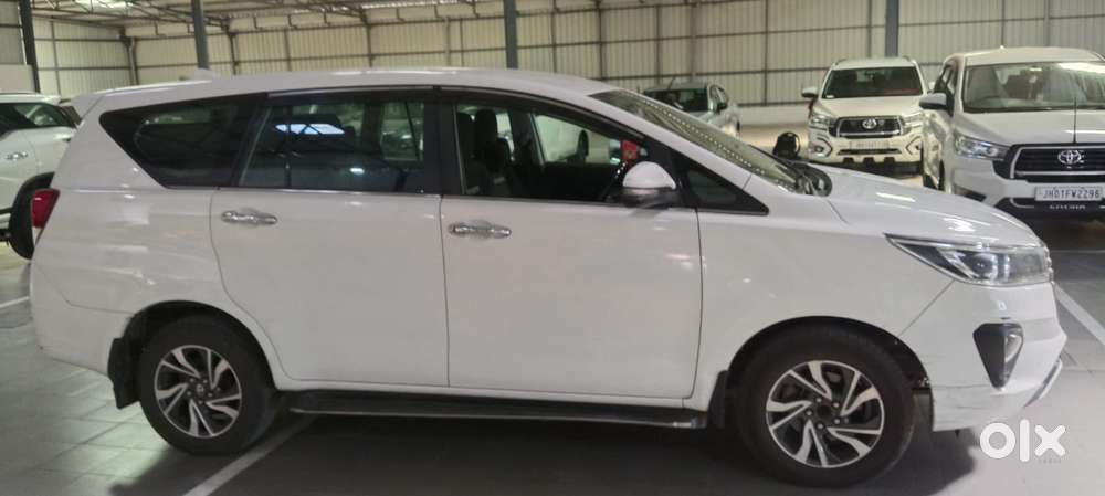 Toyota Innova Crysta 2.4 V 8 Str, 2021, Diesel