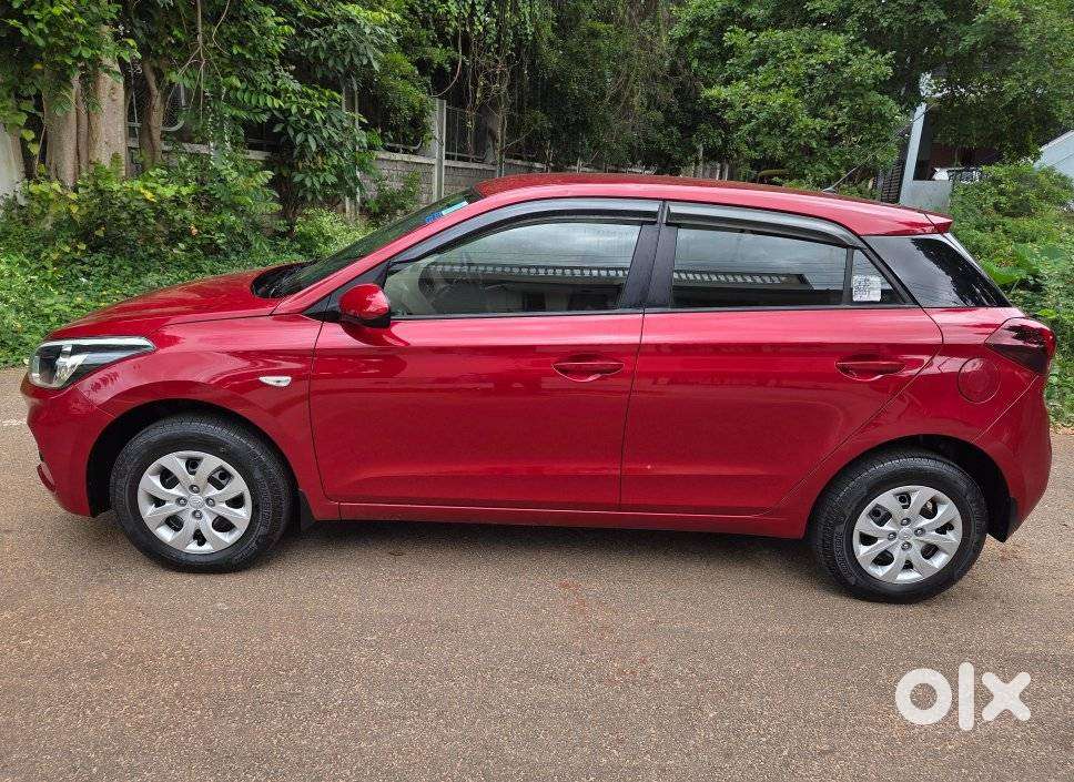 Hyundai I20 Magna 1.2 Mt, 2018, Petrol