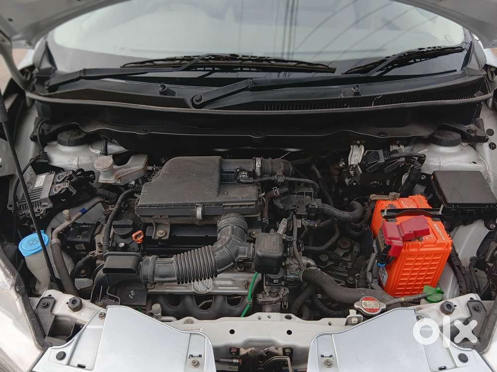 Maruti Suzuki Ertiga 2022-2023 Vxi Cng, 2023, Cng & Hybrids