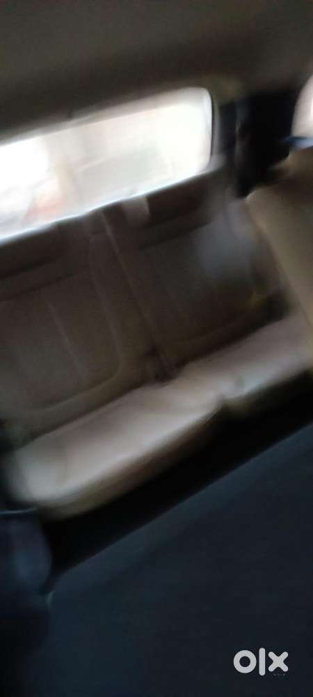 Hyundai Santa Fe 2011 Diesel 98000 Km Driven