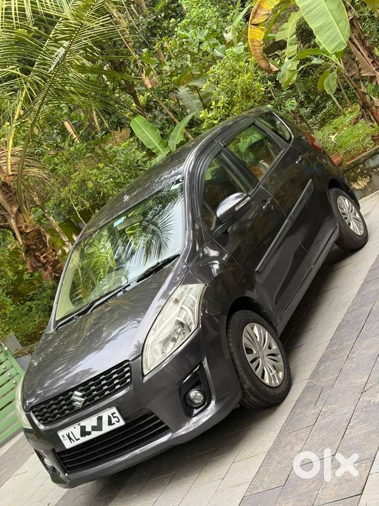 Maruti Suzuki Ertiga 2013 Zxi Petrol Good Condition