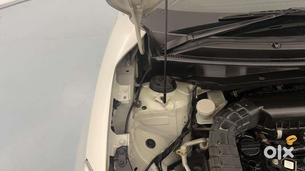 Maruti Suzuki Swift Amt Vvt Vxi, 2020, Petrol