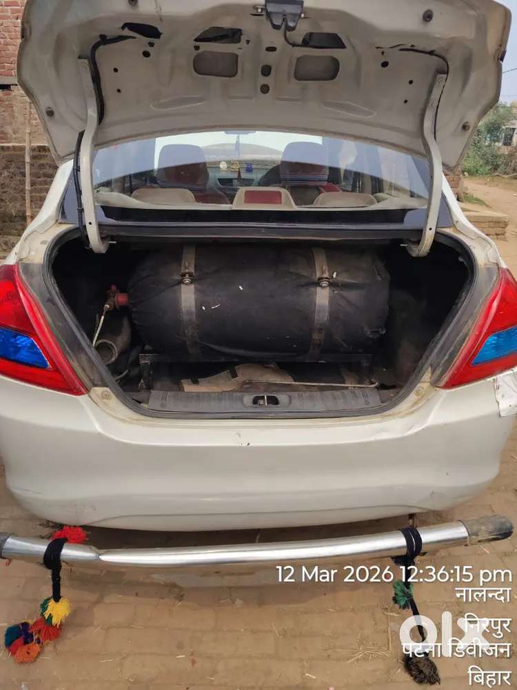 Maruti Suzuki Swift Dzire 2017 Cng & Hybrids 150000 Km Driven