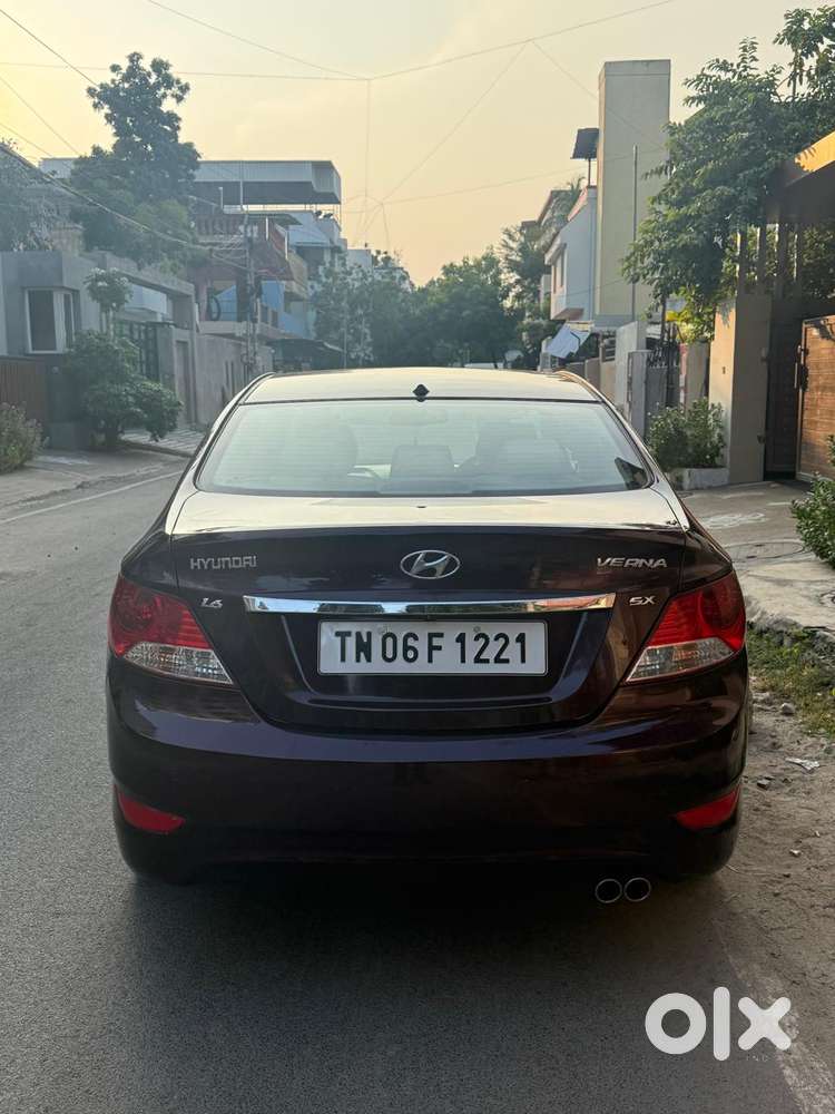 Hyundai Verna 1.6 Sx Vtvt (o) At, 2012, Petrol