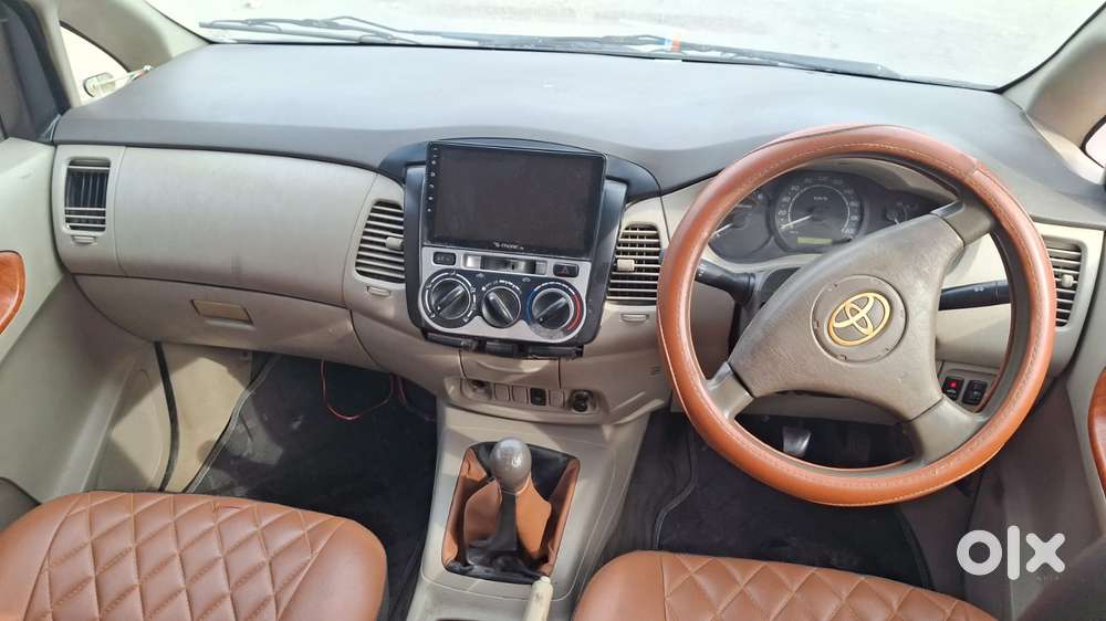 Toyota Innova 2.5 G (diesel) 7 Seater Bs Iv, 2009, Diesel