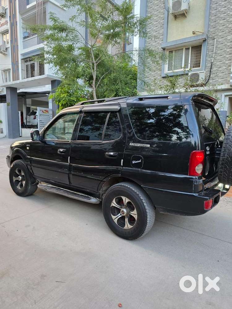 Tata Safari  2008 Diesel 180000 Km Driven