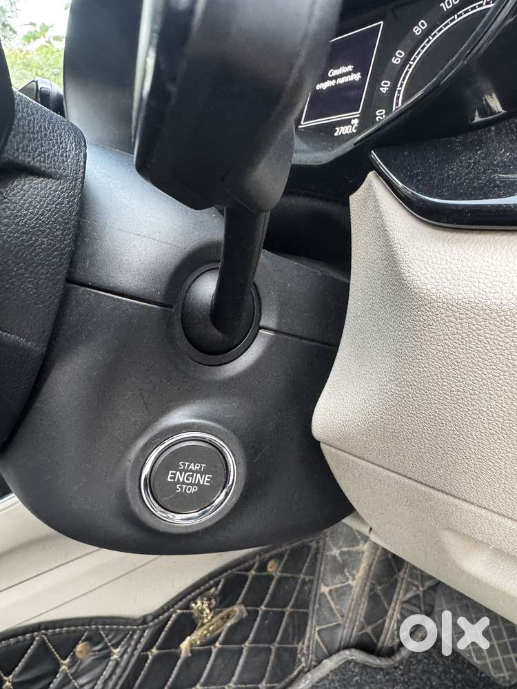 Skoda Slavia 1.0 Ambition Tsi At, 2023, Petrol