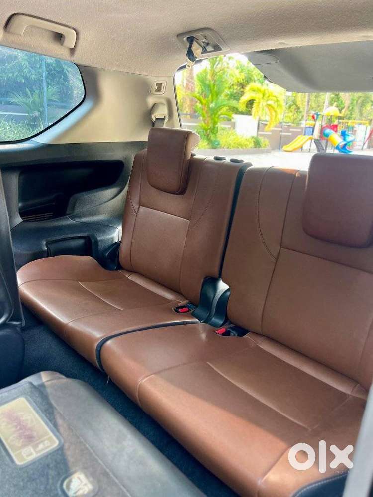 Toyota Innova Crysta 2.8z Automatic, 2017, Diesel