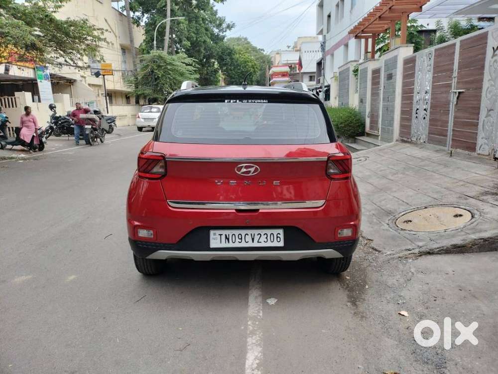 Hyundai Venue S 1.2 Petrol, 2020