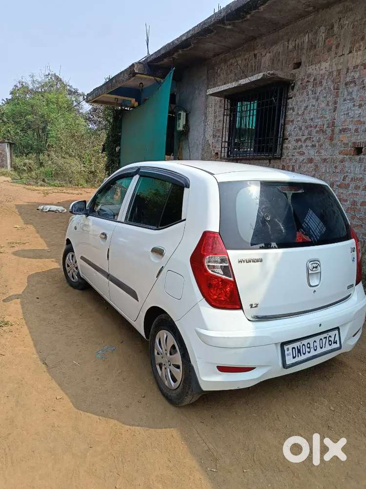 Hyundai I10 2011 Petrol 87300 Km Driven
