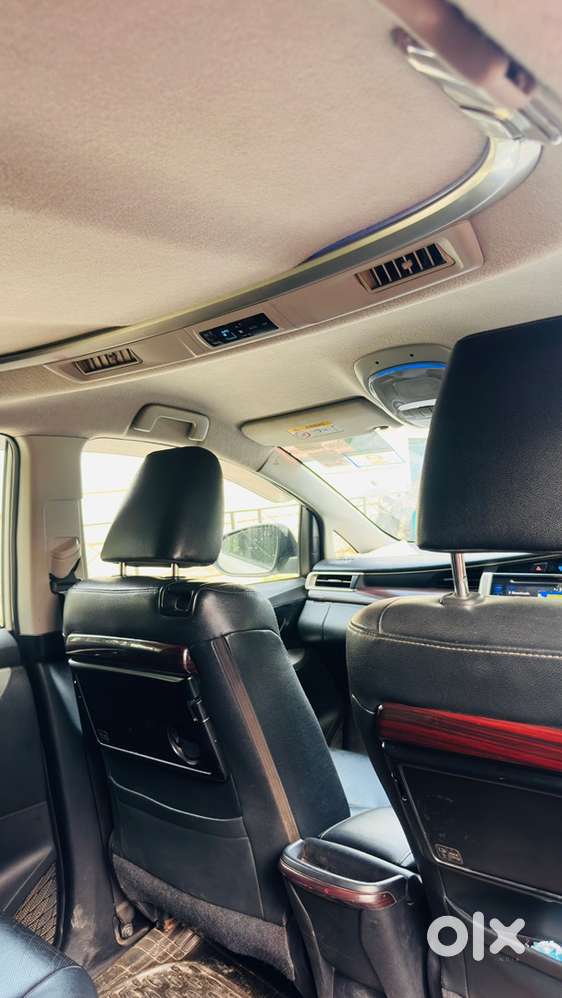Toyota Innova Crysta Top Model Manual