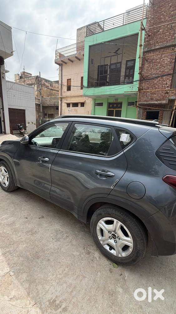 Kia Sonet Petrol 2021