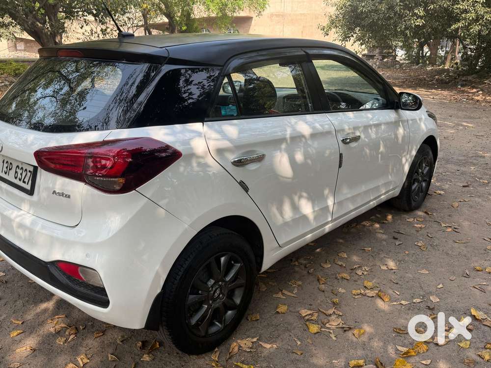 Hyundai I20 Asta 1.4 At Vtvt, 2018, Petrol