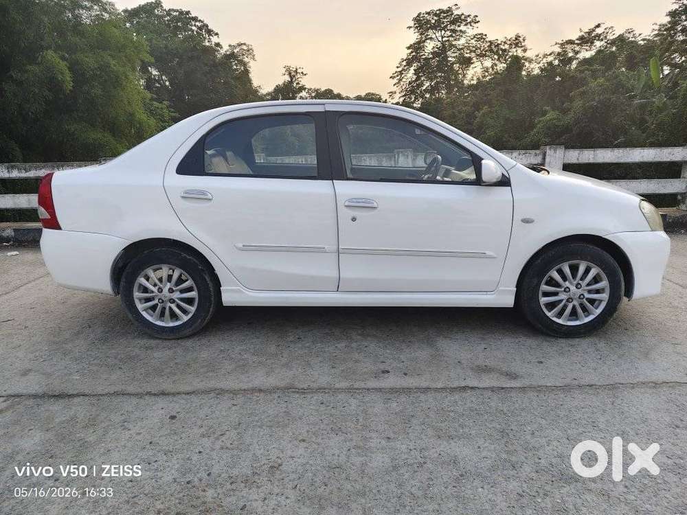 Toyota Etios 2010-2012 V, 2011, Petrol