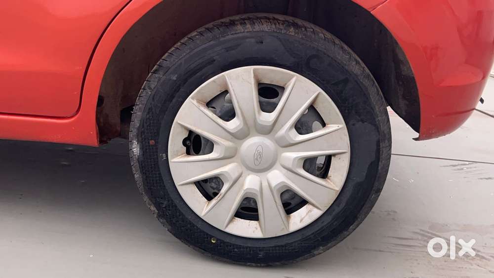 Ford Figo Petrol Zxi, 2015, Petrol