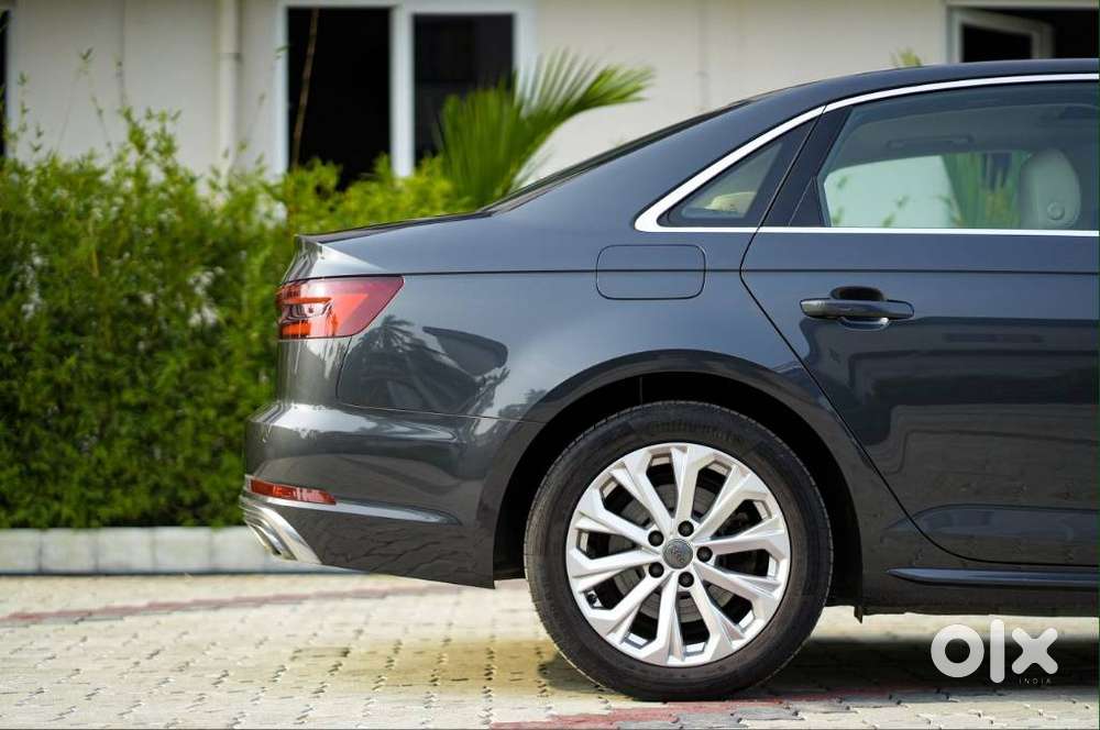 Audi A4 35 Tfsi Premium + Sunroof, 2019, Petrol