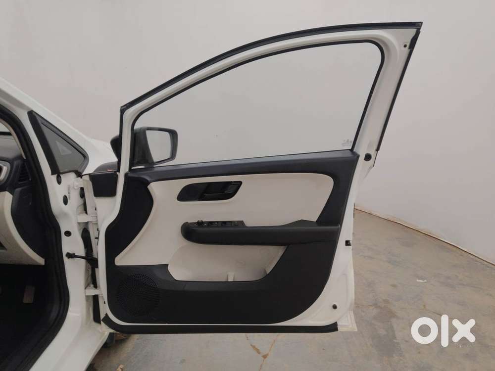 Tata Altroz Xm Plus (s), 2023, Petrol