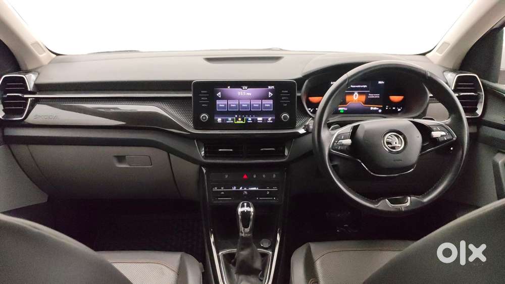 Skoda Kushaq Style 1.0l Tsi At, 2022, Petrol