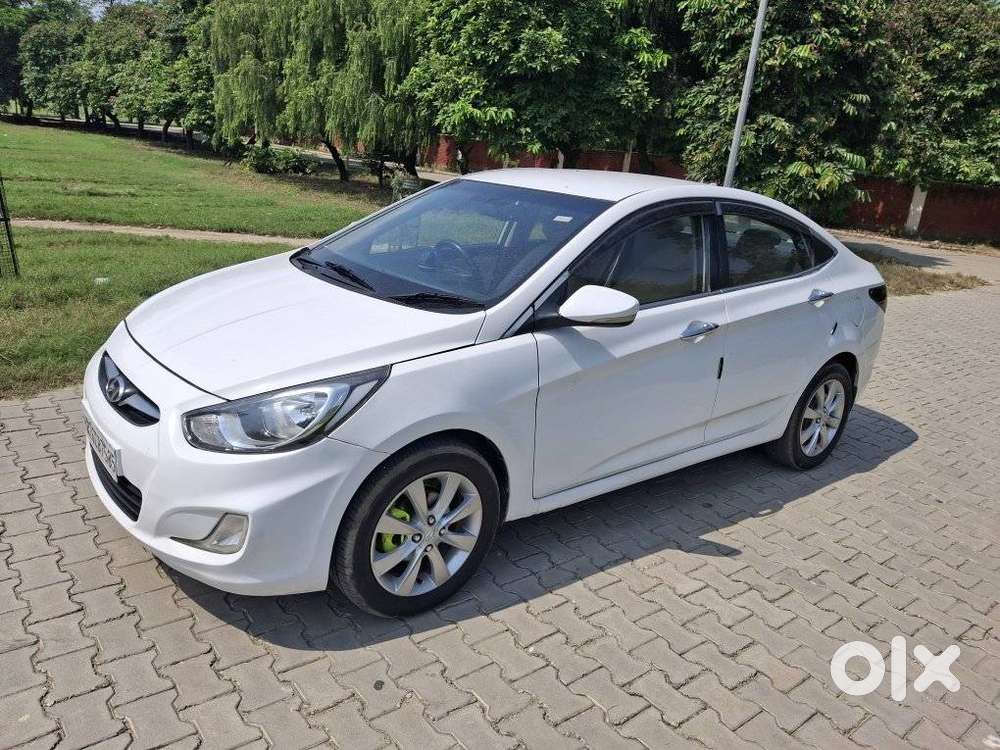 Hyundai Verna 1.6 Sx Crdi, 2013, Diesel