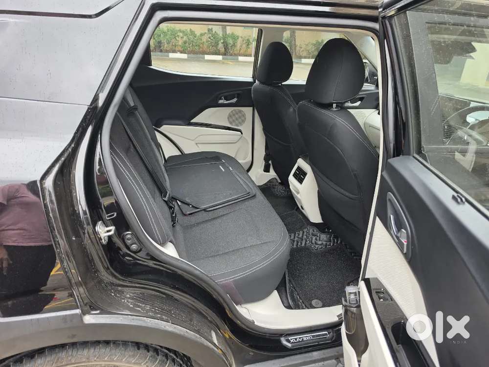 Automatic Mahindra 3x0 Less Than 25000 Kms Usage For Sale