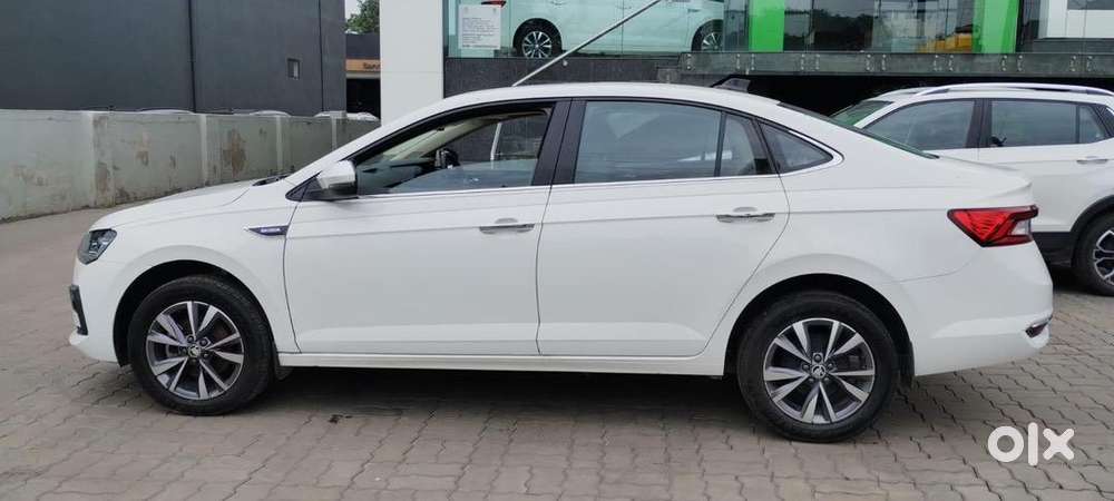 Skoda Slavia 1.0 Style Mt 2023