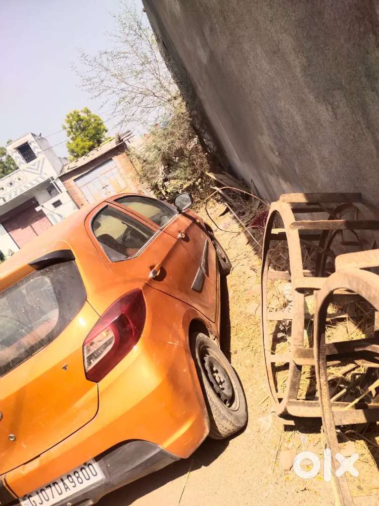 Tata Tiago 2016