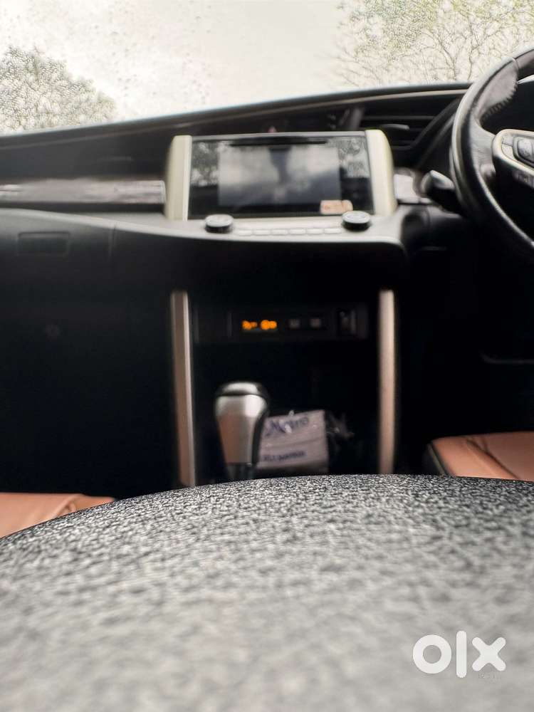 Toyota Innova Crysta 2.8 Zx At, 2017, Diesel