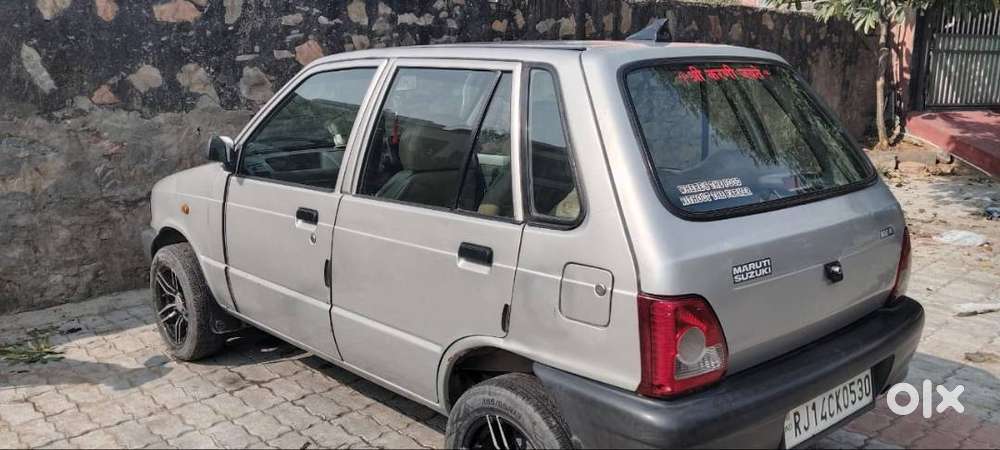 Maruti Suzuki 800 2010
